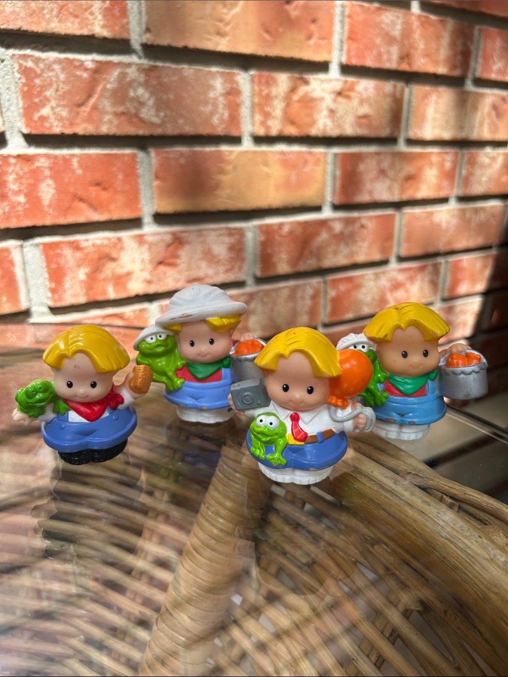 4 x Little People Eddie + Freddie Frogs